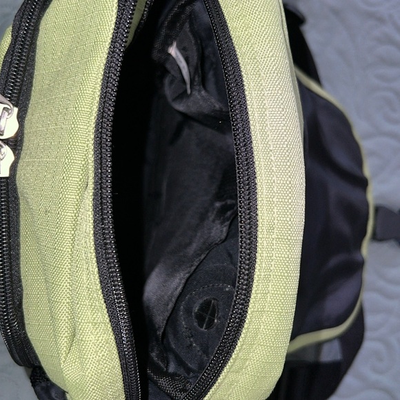 Ampac Messenger Bag - Picture 6 of 8